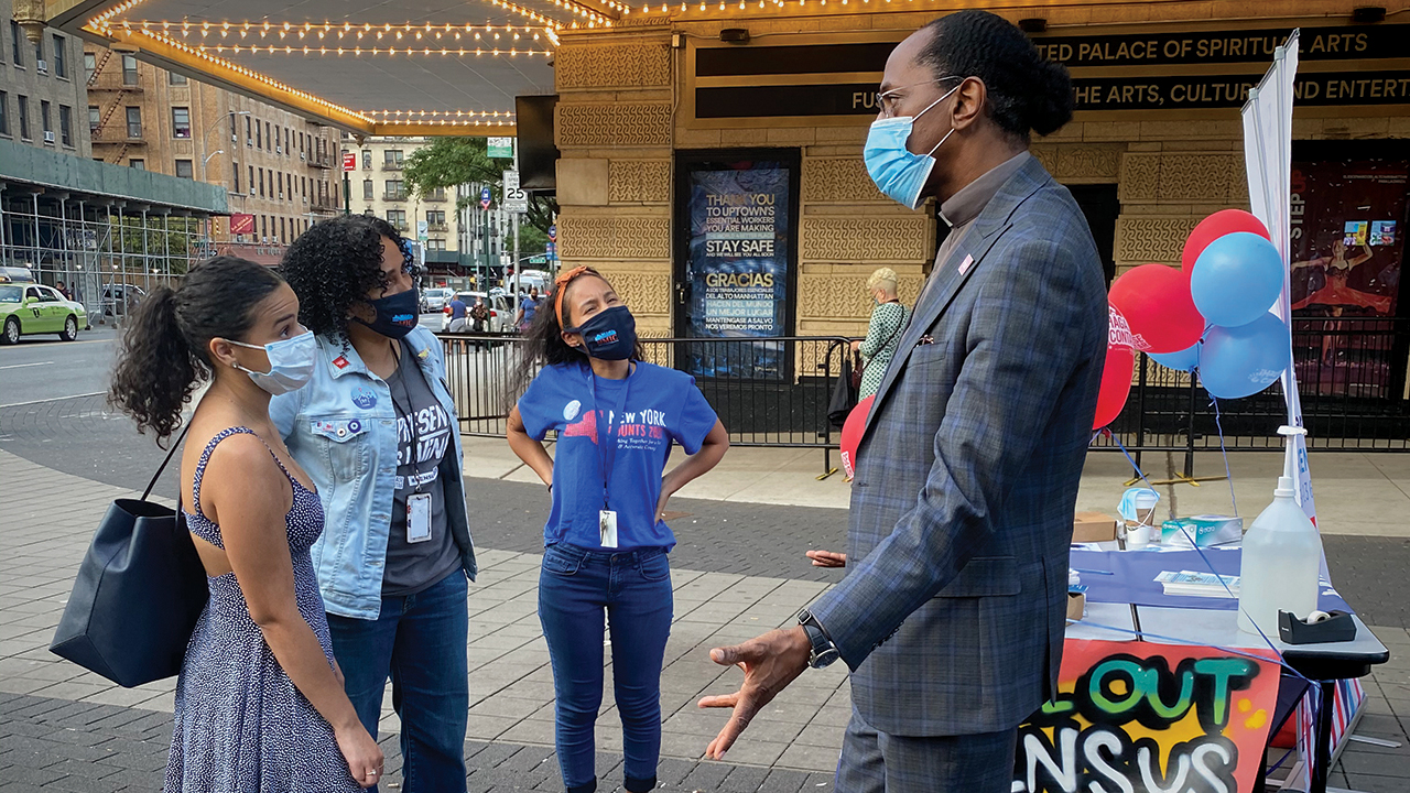Al Taylor, New York Assemblyman and pastor of Infinity Mennonite Church, promotes U.S. Census participation on Sept. 1 in the Washington Heights neighborhood of New York City. — Wendy Lorenzetti Olivo