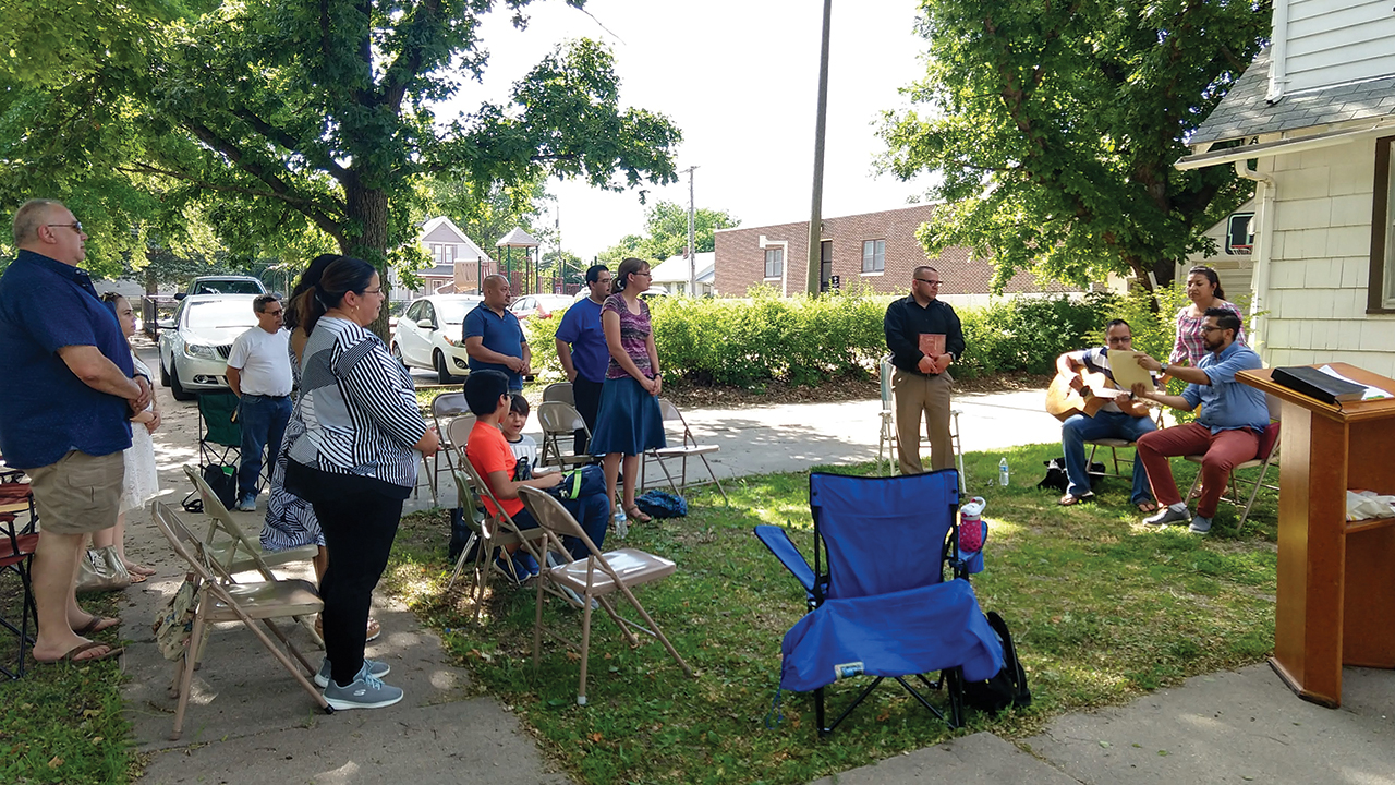 Iglesia Menonita Casa Betania (Bethany House Mennonite Church) in Newton, Kan., celebrated coming back together again in an outdoor service June 8, 2020. — Linda Shelly