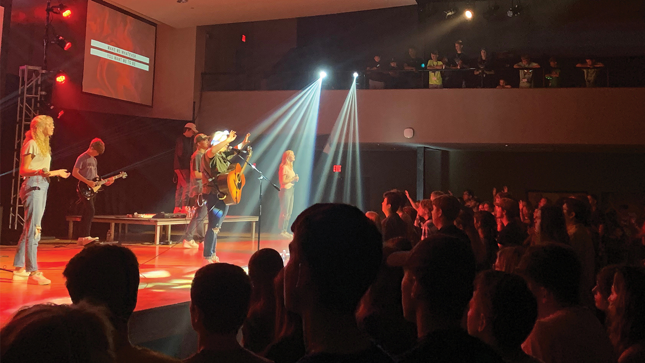 Sing Love, a professional worship team based in Indianapolis, leads worship at Evana Network’s biennial national convention at Taylor University. Photo: Evana Network