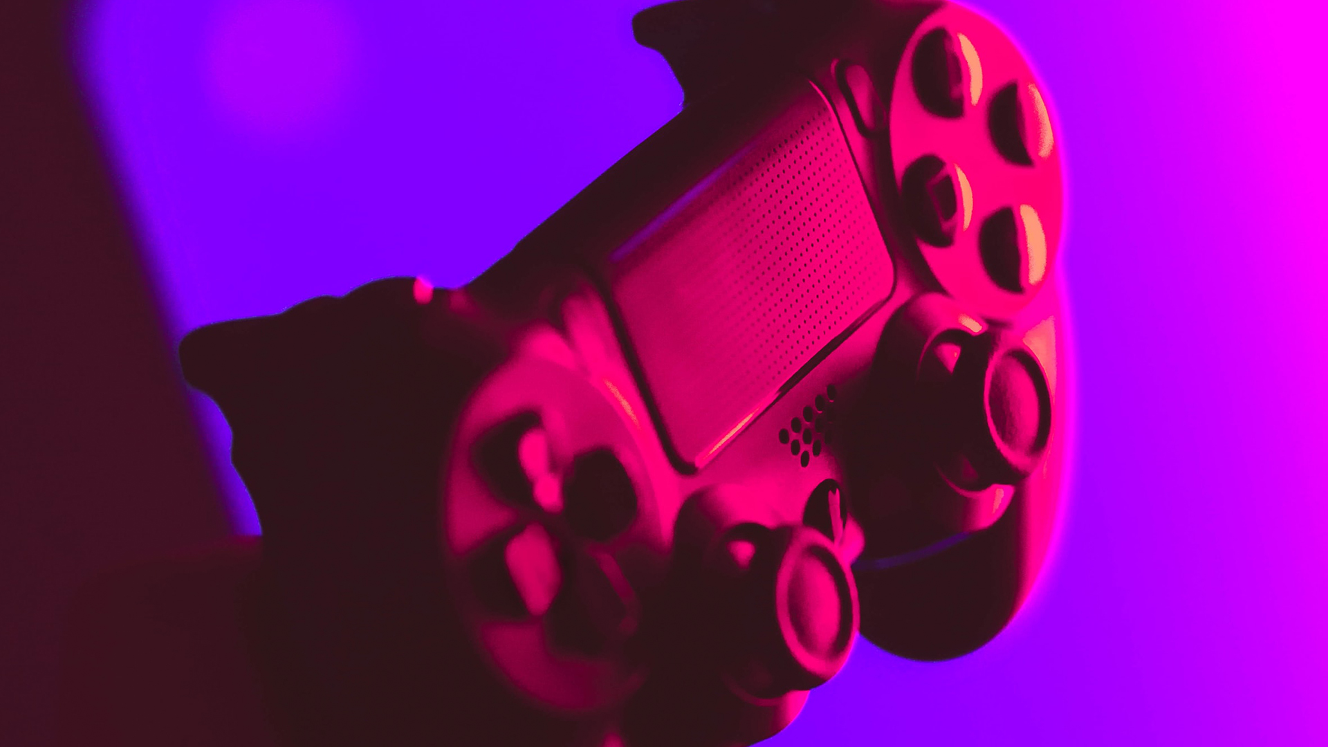 Photo: Luis Villasmil, Unsplash.