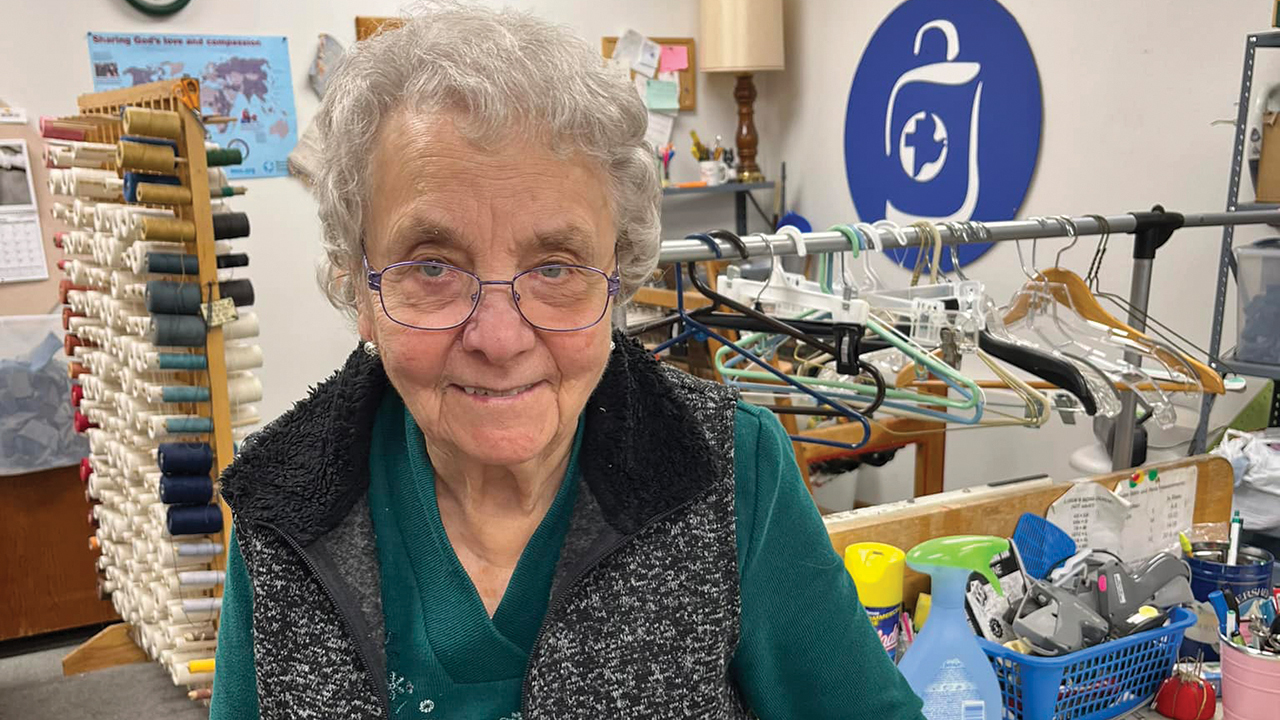 Alice Graber, 100, volunteers at the Freeman Et Cetera Shoppe in South Dakota twice a week. — Kris Carlson/Mennonite Central Committee