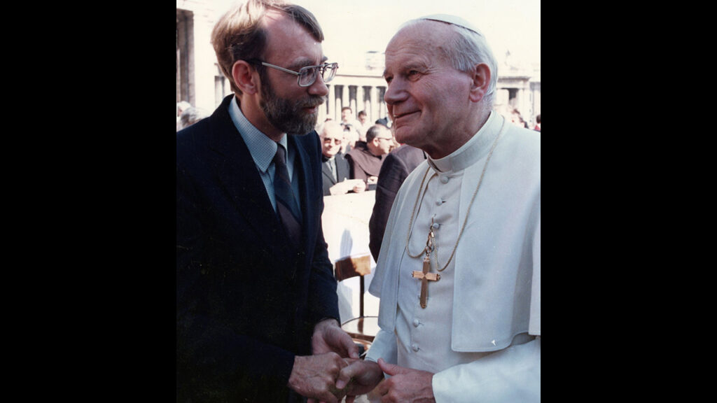 Zehr met with Pope John Paul II when Zehr was chair of the National Coalition to Abolish the Death Penalty. (With typical humor, Zehr says his wife thinks the photo looks like he is trying to sell the pope a used car.) — Walnut Street Books