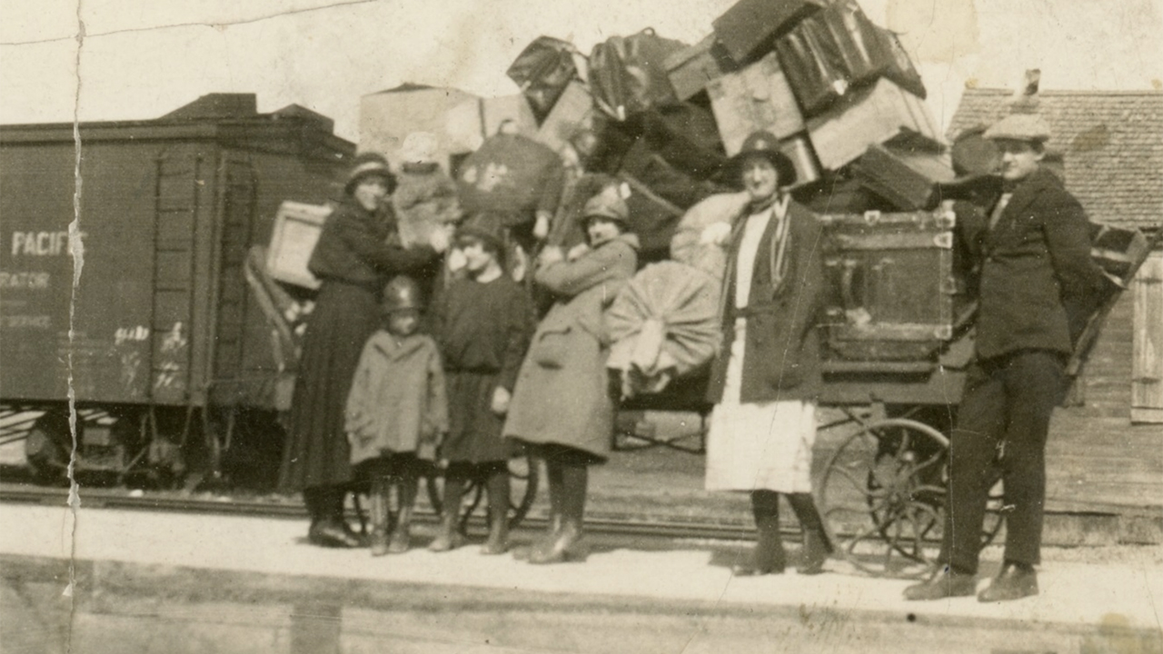 A commemorative train trip in July remembers the migration of Mennonites who left the Soviet Union to come to Canada between 1923 and 1930. — TourMagination