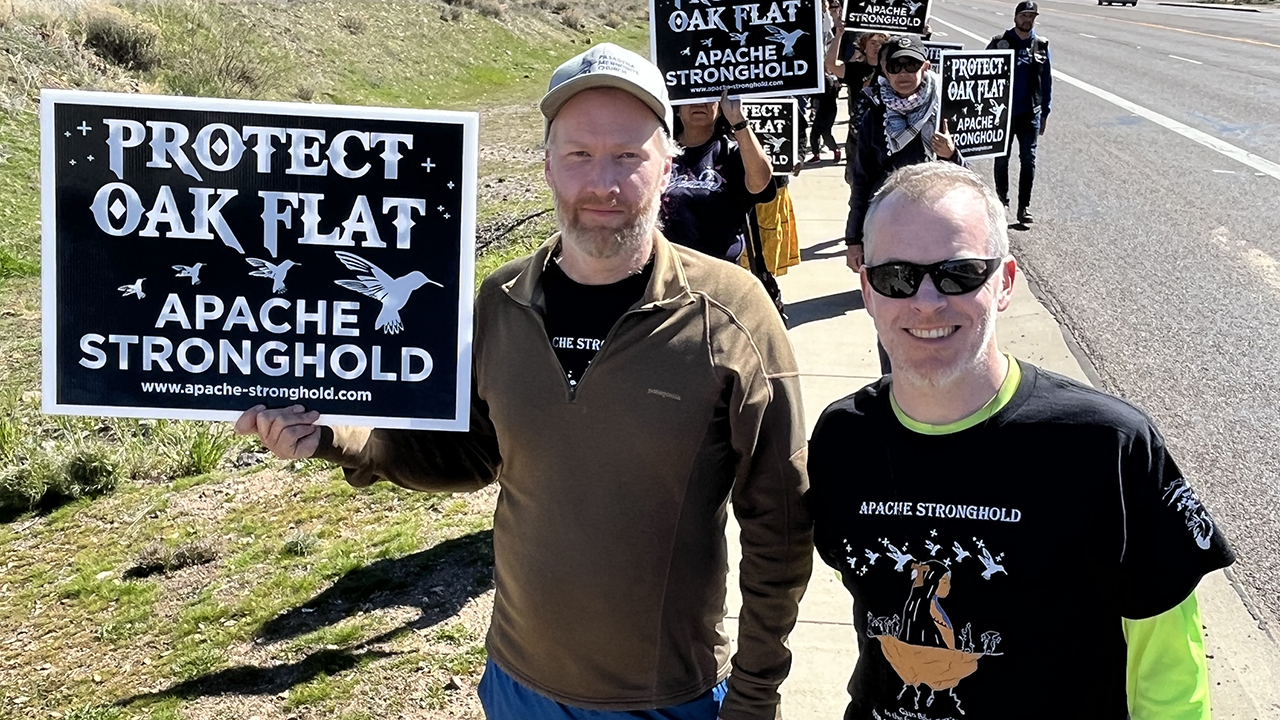 Jon Zirkle, right, of Assembly Mennonite Church in Goshen, Ind., and Tim Nafziger participate in the Apache Stronghold run and walk from the San Carlos Reservation to Oak Flat. — Steve Pavey