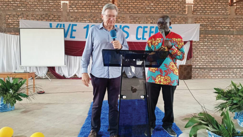 Henk Stenvers addresses a session at the two-day pastor’s conference with Nzuzi Mukawa as interpreter. — Mennonite World Conference