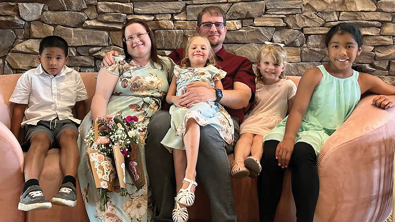 The Goossen family: Elon, Audrey, Joanna, Dennis, Bethany and Genesis. — Courtesy of Dennis Goossen