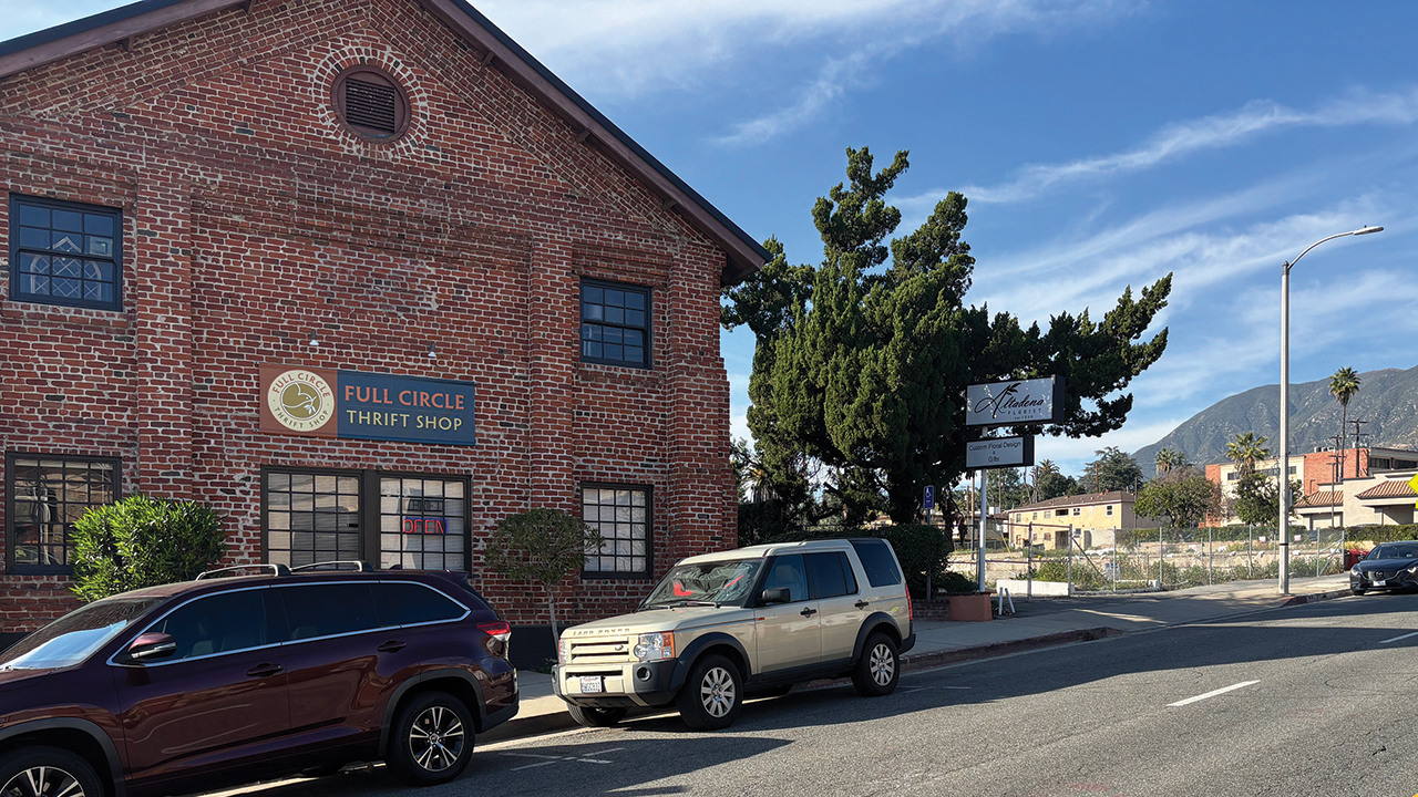 Full Circle Thrift Shop in Altadena, Calif., is nearly surrounded by properties that burned down during the Eaton Fire. — Joe Roos