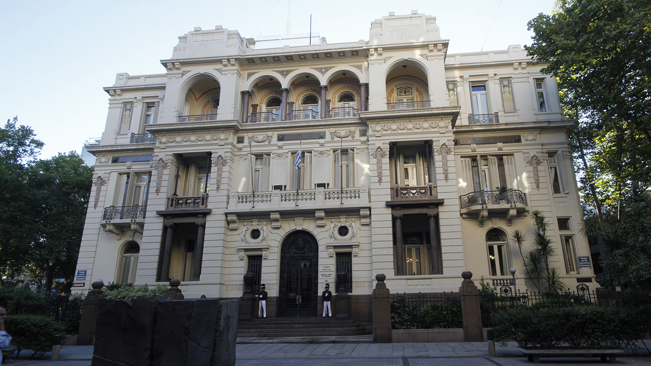 The Uruguay Supreme Court in Montevideo. — Jose Castillo Urquiza/Wikimedia Commons